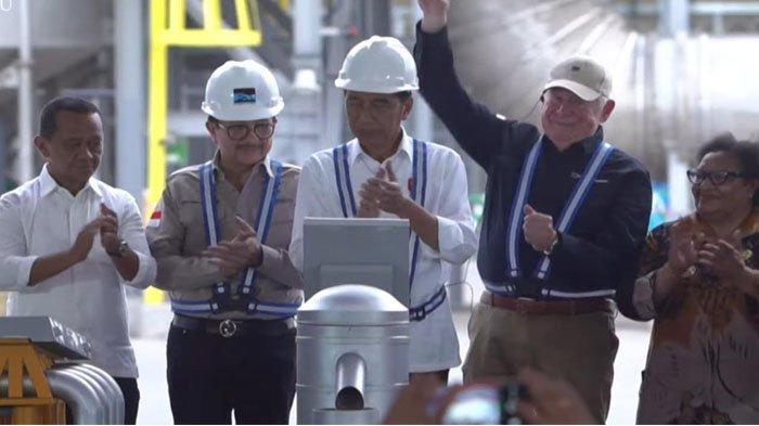 Presiden Jokowi meresmikan produksi Smelter PT Freeport Indonesia di KEK JIIPE Gresik, Senin (23/9/2024).