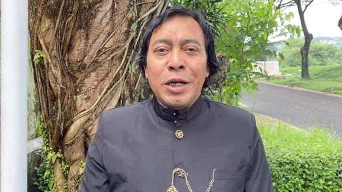 Kelakuan Kocak Komeng saat Jadi Saksi Pernikahan, Hingga Acara Hampir Batal