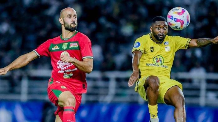 M Rashid di laga Persebaya Surabaya vs Barito Putera