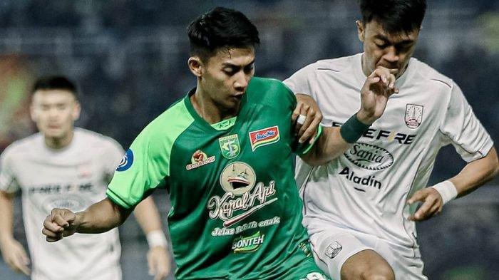 Malik Risaldi saat memperkuat Persebaya Surabaya melawan Persis Solo