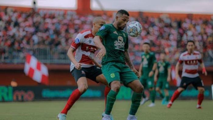 Paulo Victor saat memperkuat Persebaya Surabaya lawan Madura United di Liga 1 2022/2023 lalu