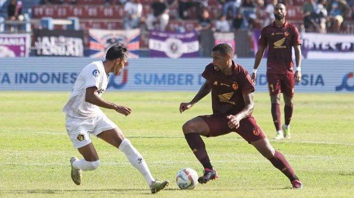 Pertandingan Persik Kediri vs PSM Makassar pada Liga 1 pekan ke-23 di Stadion Brawijaya, Senin (18/12/2023) diwarnai kontoversi ini berakhir 1-1