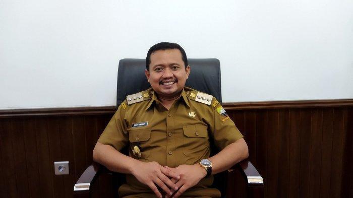 LARANGAN STUDY TOUR - Bupati Sumedang Dony Ahmad Munir. Dipuji Usai Longgarkan Larangan Study Tour Dedi Mulyadi.