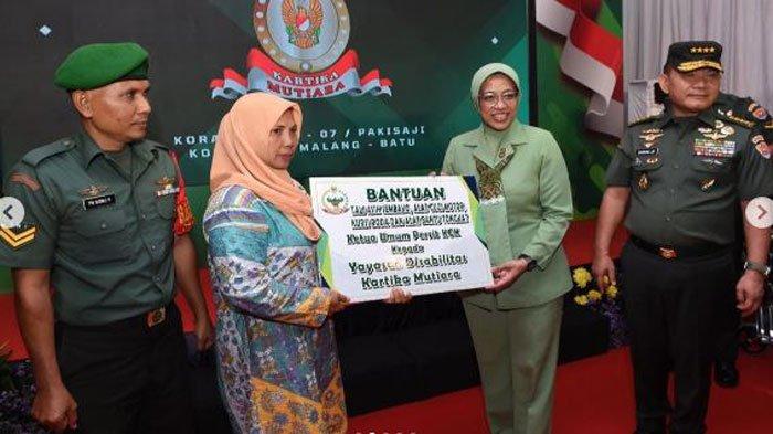 Sosok Sertu Tri Joko (kiri) Babinsa Malang yang Bikin Jenderal Dudung Abdurachman Bangga Karena Aksinya.