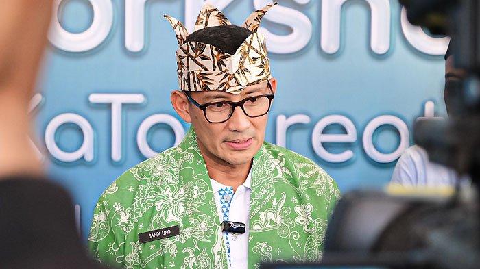 Menteri Pariwisata dan Ekonomi Kreatif, Sandiaga Uno saat menghadiri Workshop KaTa (Kabupaten/Kota) Kreatif di Pendopo Wedya Graha, Kabupaten Ngawi, Jumat (15/9/2023).