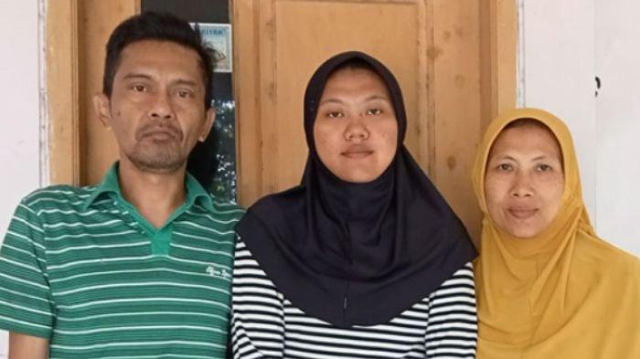 Love's, anak penjual rempeyek