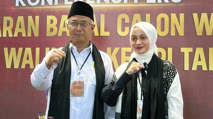 Vinanda dan Gus Qowim merupakan pasangan calon pertama yang mendaftar ke KPU Kota Kediri untuk Pilkada 2024 ini, Rabu (28/8/2024).