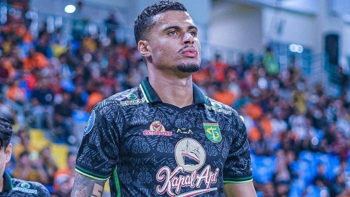 Yan Victor, bek Persebaya Surabaya asal Brasil yang kabarnya akan perpanjang kontrak