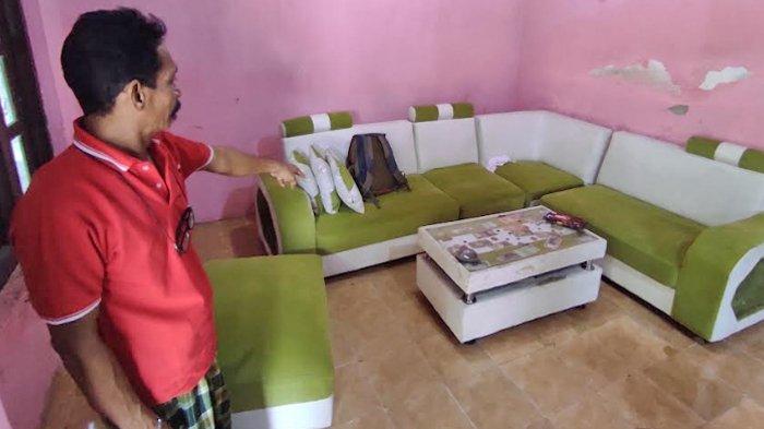 Rumah milik Lahuri di Dusun Jatinom, Desa Jatilengger, Kecamatan Ponggok, Kabupaten Blitar, yang menjadi lokasi pembuatan video viral tukar pasangan yang diduga dibuat Gus Samsudin, Jumat (1/3/2024).