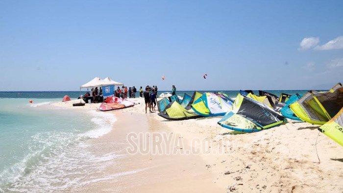 Pulau Tabuhan di wilayah Desa Bangsring, Kecamatan Wongsorejo, Kabupaten Banyuwangi