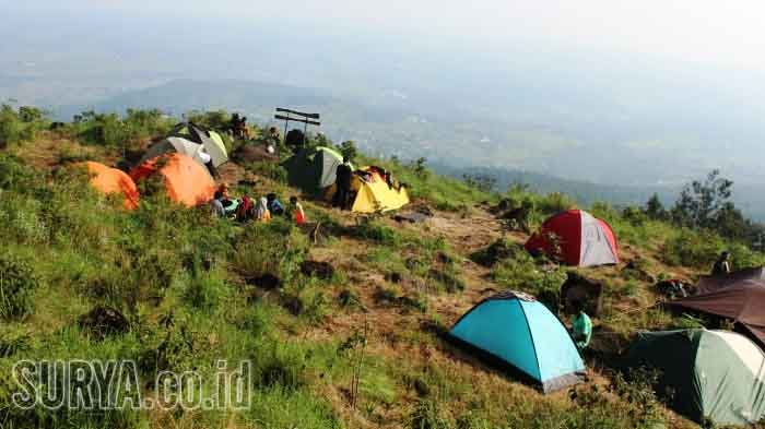 Sejumlah pendaki saat berada di campground Puthuk Siwur