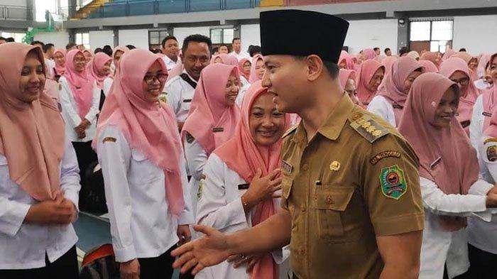 Bupati Trenggalek, Mochamad Nur Arifin memperpanjang perjanjian masa kerja guru dengan status PPPK.