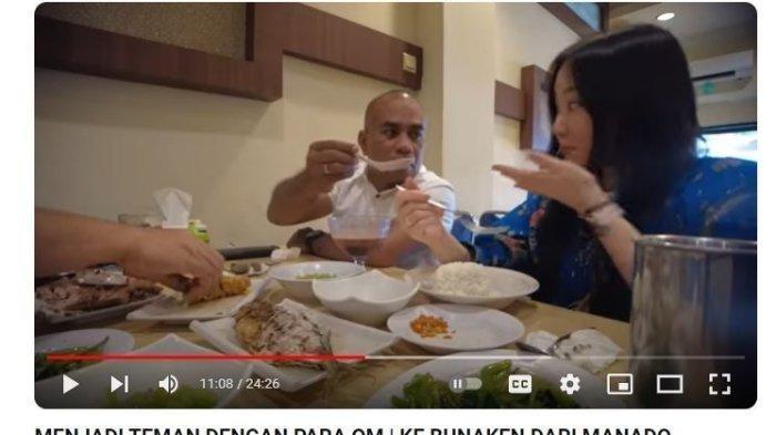 Tak cuma mengajak ke hotel, pria botak bernama Albert itu juga meminta menanyakan hal-hal pribadi kepada Jiah.