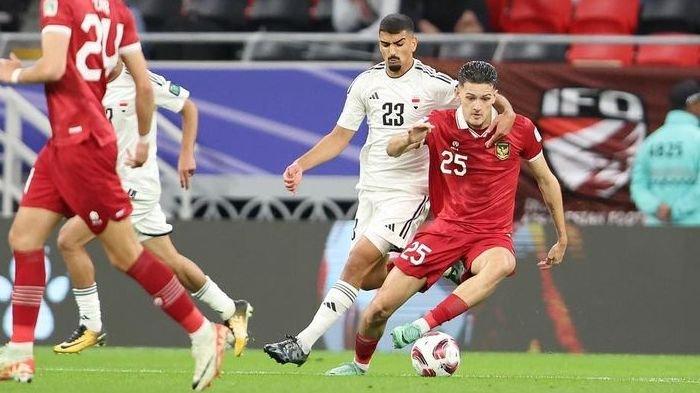 Aksi pemain Timnas Indonesia, Justin Hubner, saat menghadapi Irak, laga Grup D Piala Asia 2023, di Stadion Ahmad bin Ali, Qatar, Senin (15/1/2024) malam.