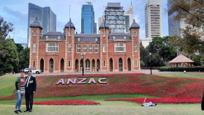 Hari Australia and New Zealand Corps (ANZAC Day) yang jatuh setiap tanggal 25 April selalu diperingati dengan meriah di Australia.