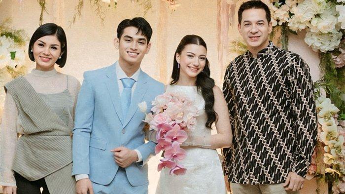 Ari Wibowo kondangan bareng Intan RJ