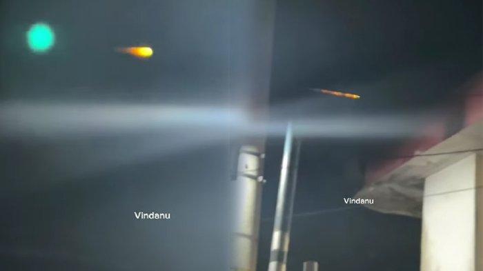Benda asing mirip bola api diduga meteor muncul di langit Jogja dan Solo