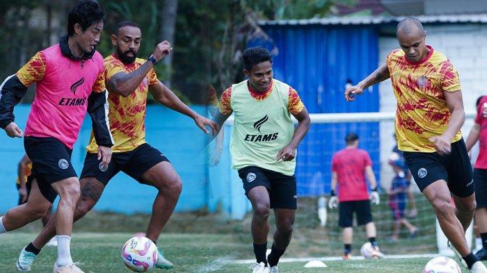 Berita Arema Hari Ini Populer: Cari Lawan Laga Uji Coba, Rekam Jejak Malud United Pantang Diremehkan