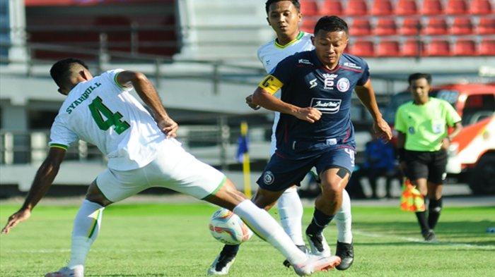 Penampilan Dendi Santoso di laga Arema FC Vs Persikabo 1973, Senin (28/8/2023). Singo Edan akhirnya mandapatkan kemenangan perdana di Liga 1 2023-2024