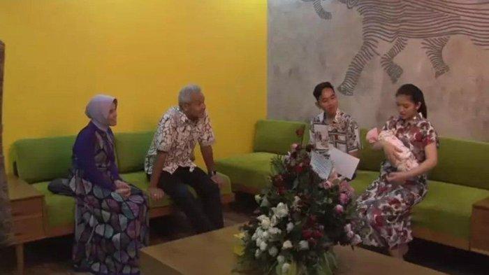 Ganjar Pranowo saat mengunjungi rumah Gibran dan Selvi Ananda