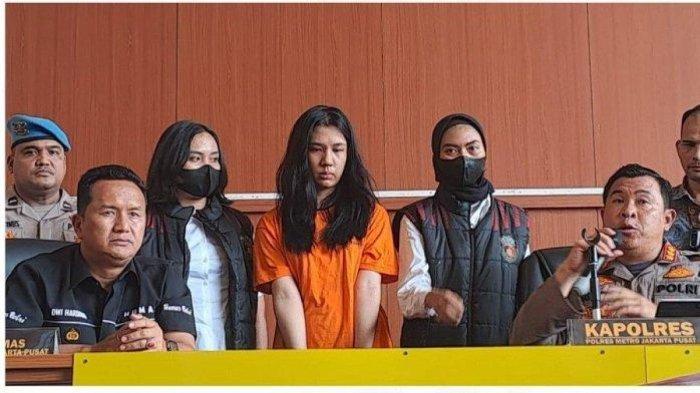 Ghisca Debora Penipu Tiket Coldplay Kini Resmi Ditahan di Polres Metro Jakpus