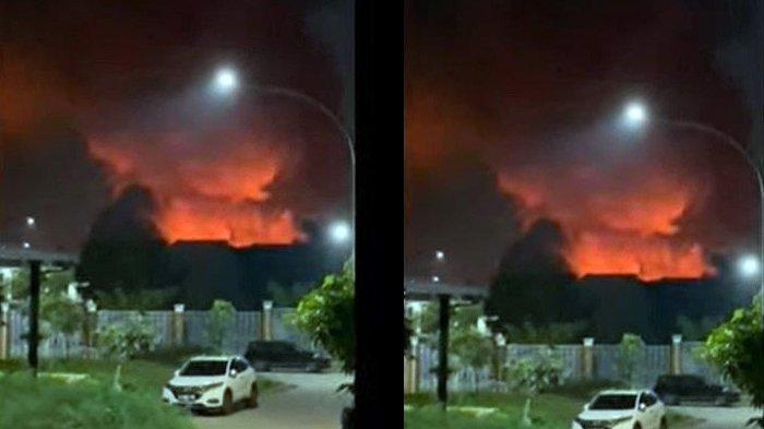 Gudang peluru TNI AD yang berada di perbatasan Ciangsana Gunung Putri, Kabupaten Bogor, dengan Bantar Gebang, Kota Bekasi, Jawa Barat, mengalami kebakaran, Sabtu (30/3/2024) sekitar pukul 18.30 WIB. (Tangkapan layar YouTube Kompas TV)