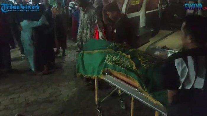 Jenazah korban SA korban ledakan petasan di Bangkalan, Madura