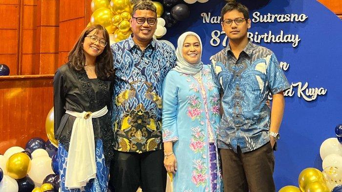 Keluarga Uya Kuya dan Astrid bersama putrinya, Cinta dan putranya Nino
