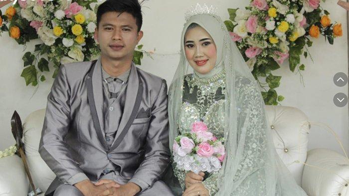 Khalisa dan suami berganti pakaian pengantin