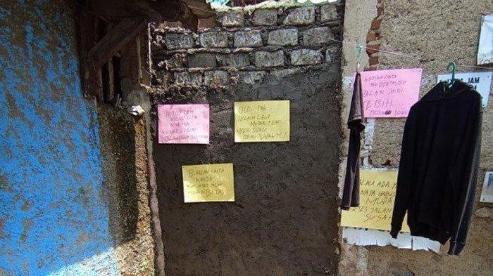 Kondisi gang di Kampung Pos Wetan Kabupaten Bandung Barat yang ditutup tembok