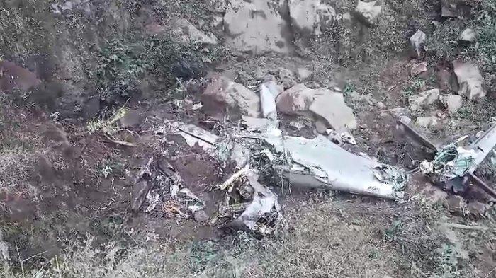 Kondisi pesawat Tucano usai jatuh dan meledak