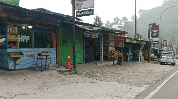 Kondisi warung di Puncak Bogor