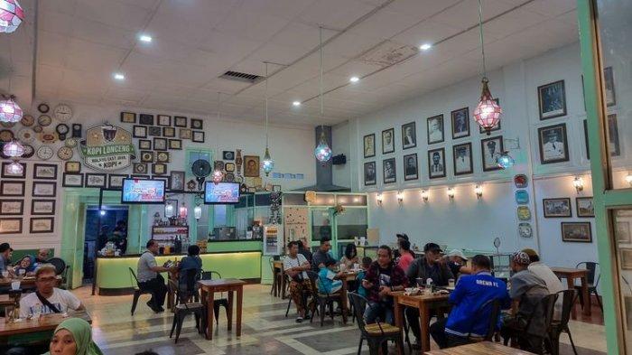 Kopi Lonceng di Kayutangan Heritage Kota Malang dengan nuansa zaman dahulu