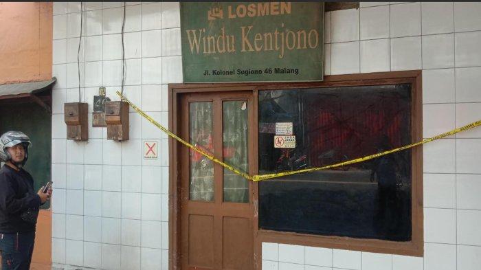 LOSMEN WINDU KENTJONO : Losmen Windu Kentjono yang terletak di Jalan Kolonel Sugiono Kecamatan Sukun Kota Malang, Senin (16/6/2025) siang. Diketahui pada salah satu kamar losmen, seorang wanita asal Desa Sutojayan, Kecamatan Pakisaji, Kabupaten Malang ditemukan tewas diduga dibunuh.