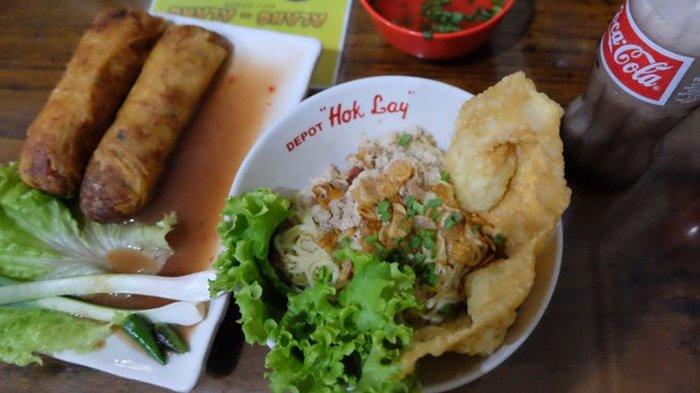 Makanan di Depot Hokyalu, cwie mie, lumpia, es fasco