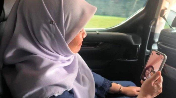 Menteri Pendidikan Malaysia prihatin dengan kondisi salah satu mahasiswi di Malaysia. (World of Buzz)