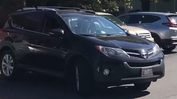 Mobil yang dikendarai Eva wanita Ponorogo jadi tukang bersih-bersih di Amerika