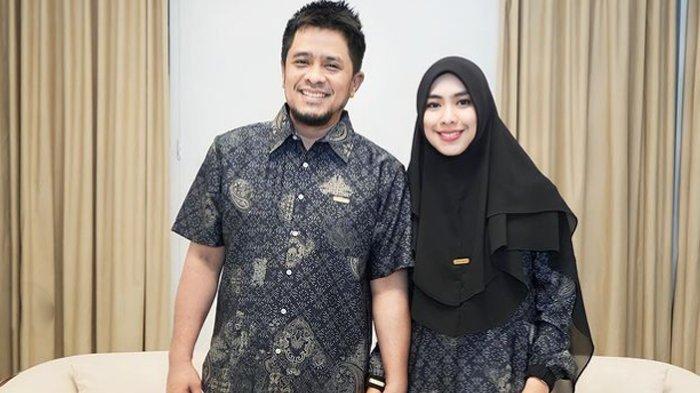 Oki Setiana Dewi dan suaminya Ory Vitrio Abdullah alias Rio