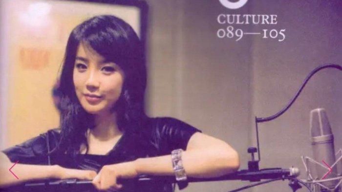 Park Bom sebelum oplas berkali-kali sempat tinggal di Amerika Serikat di usia belia