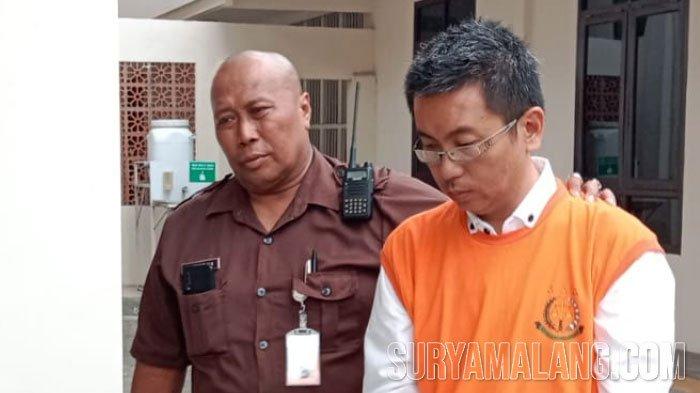 Tuntutan 3 Tahun Penjara dan Denda Rp 3 Miliar untuk Pembakar Kawasan Gunung Bromo, Andrie Wibowo Eka Wardhana atau AWEW (41) warga Lumajang.