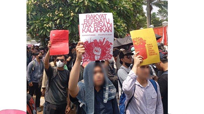 Penampakan Poster Aksi Demo Kawal Putusan MK