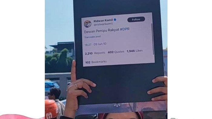 Penampakan Poster Aksi Demo Kawal Putusan MK
