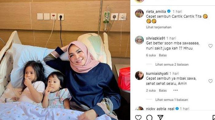 Potret Rieta Amilia dengan cucu-cucunya
