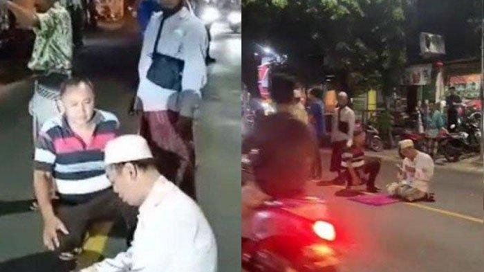 Pria di Gresik santai salat di tengah jalan