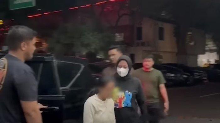 R ibu kandung melecehkan anak ditangkap polisi