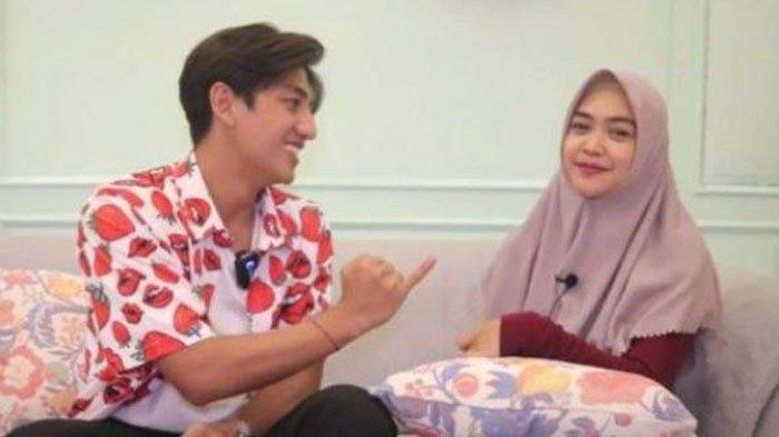 Ricis sempat dekat dengan aktor Harris Vriza (YouTube Ricis Official)