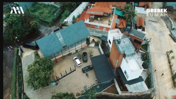 Rumah Ustaz Felix Siauw