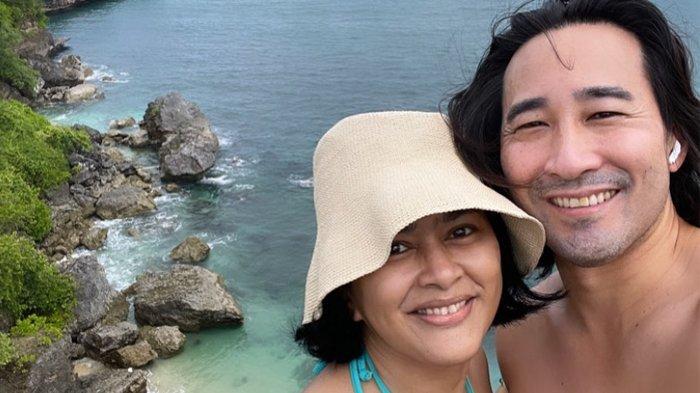 Sosok suami Sarah Sechan bernama Neil Furuno