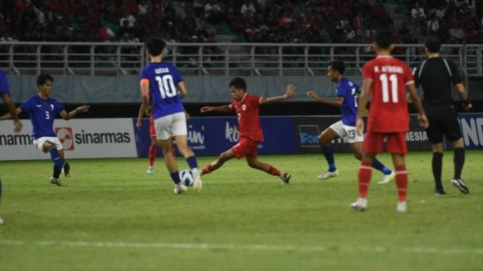 Timnas Indonesia U-19 vs Timnas Kamboja U-19 di Stadion Gelora Bung Tomo (GBT), Sabtu (20/7/2024) malam. Laga kedua Grup A Piala AFF U-19 2024 atau ASEAN Cup U-19 2024.