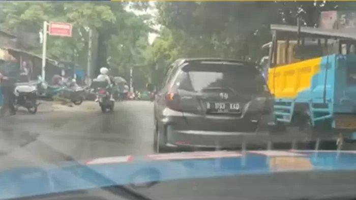 Video Aksi Heroik Polisi Kejar Pengemudi Honda Jazz Ugal-ugalan di Jalan Viral, Bak Adegan Film Aksi
